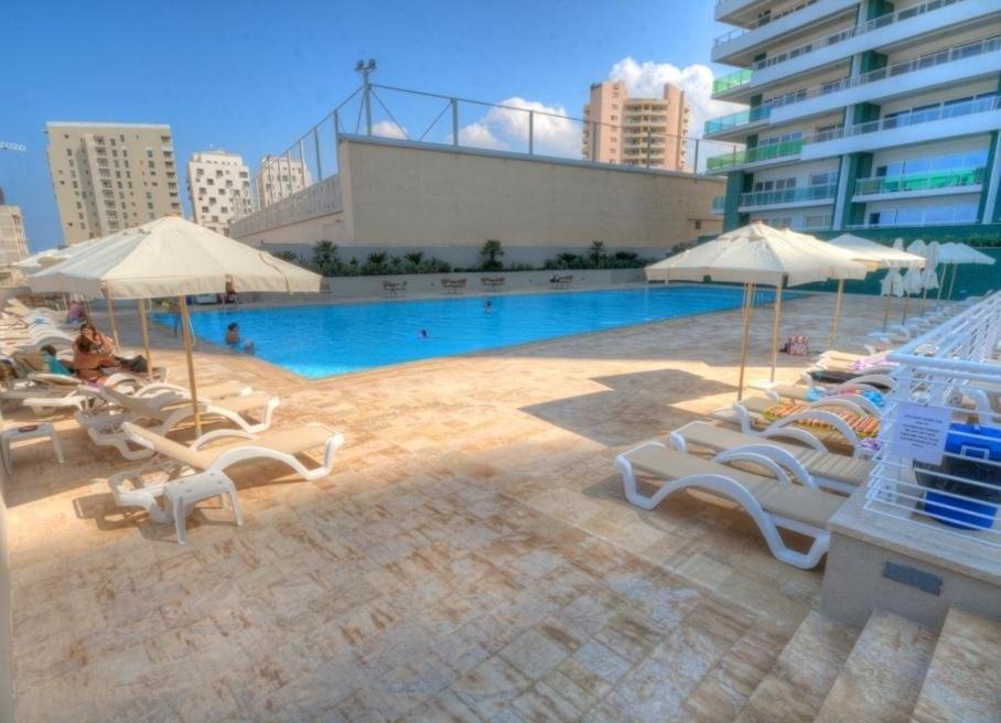 Seafront Luxury Apartment With Pool Sliema Exterior photo